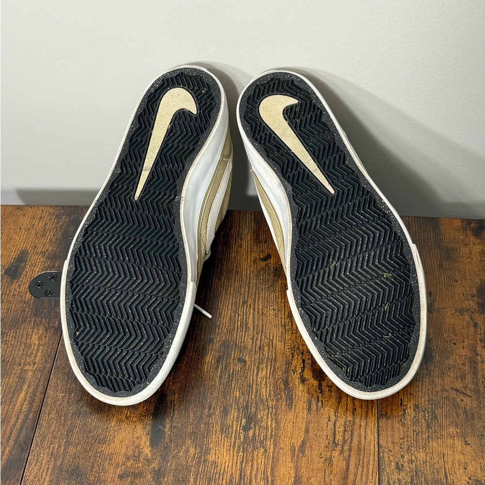 Nike SB Men's Tan - Beige  Sneakers - Picture 6 of 6
